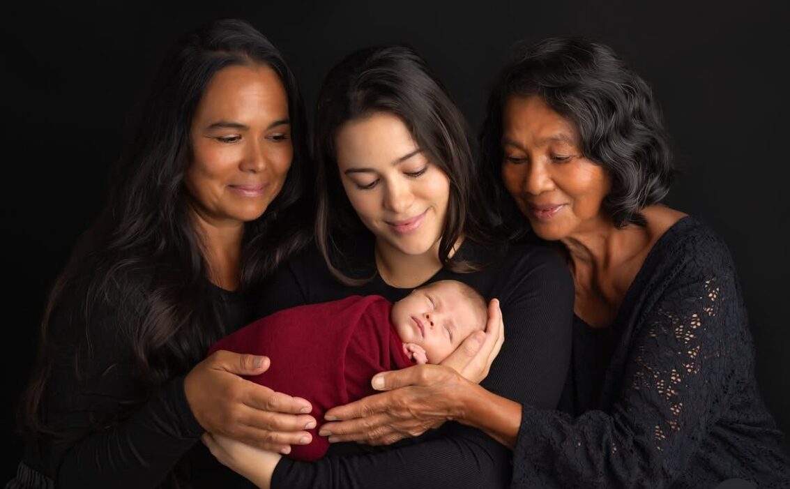 Multi-Generational Newborn Photography